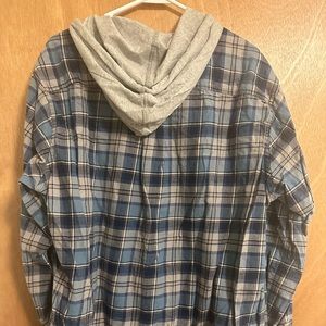 Men’s long sleeve w hood